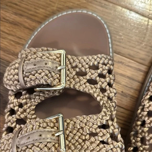 Universal Thread Tan Gold Woven Double Buckle Slide Sandals Women’s size 8 - Picture 3 of 5